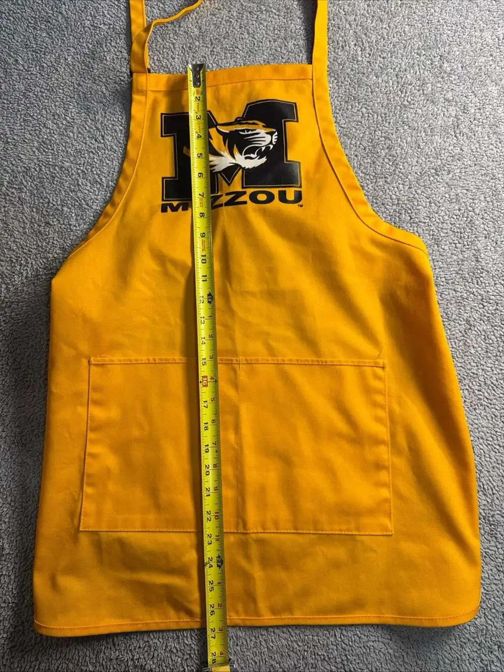 University of Missouri Tigers Logo Apron with Pockets